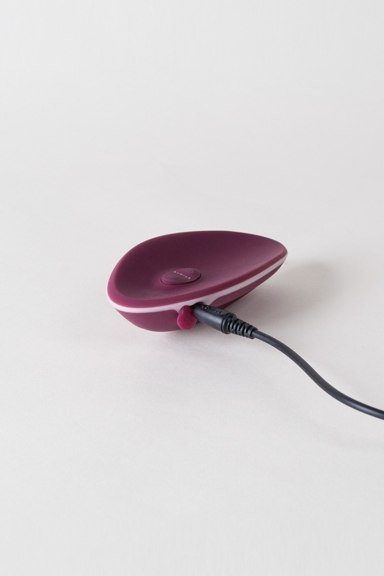 Stymulator łechtaczki Bsoft Premium Burgundy B Swish
