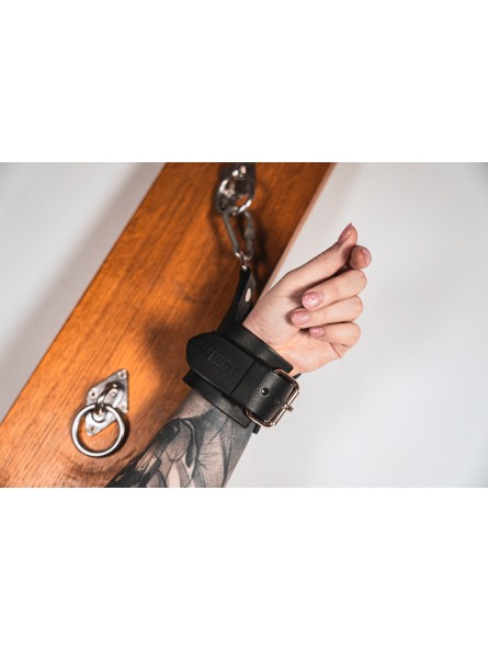 Kajdanki do Krzyża Świętego Andrzeja Primal Bond Whips