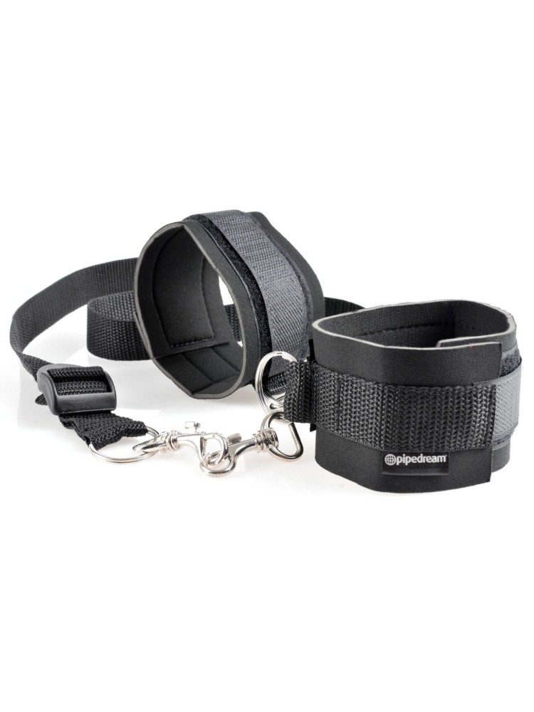 Zestaw do krępowania Cuff & Tether Set - Black Fetish Fantasy Series